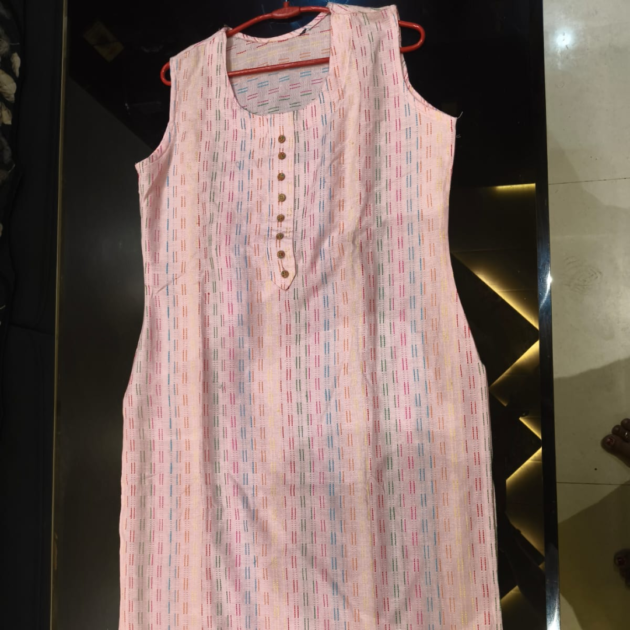 Women Cotton Blend Kurta