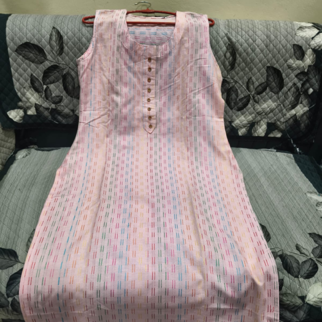 Women Cotton Blend Kurta - Image 2